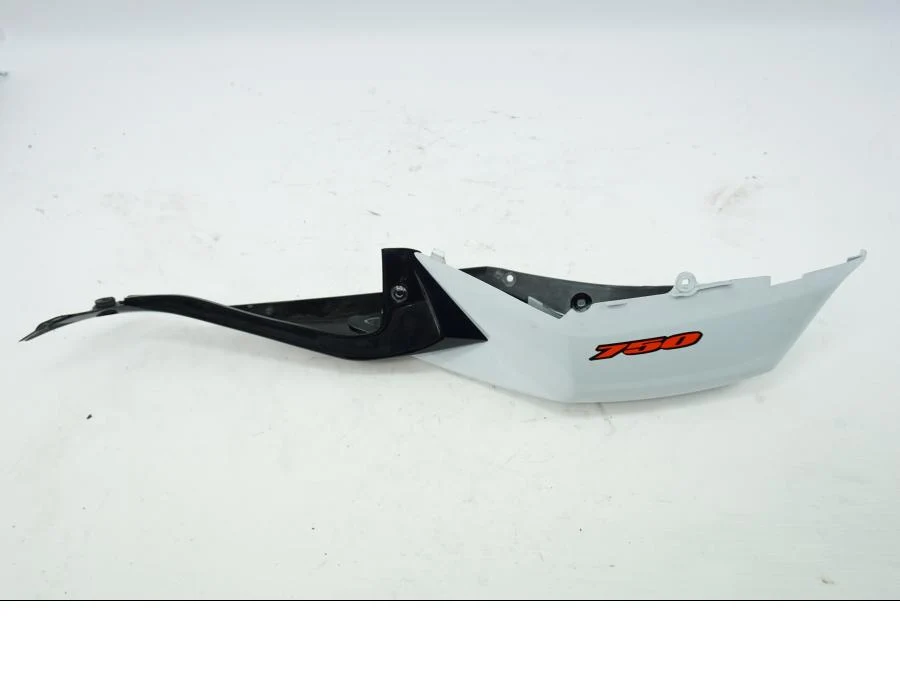 Panel lateral Suzuki