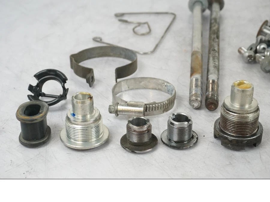 Tornillo / Tuerca etc Triumph